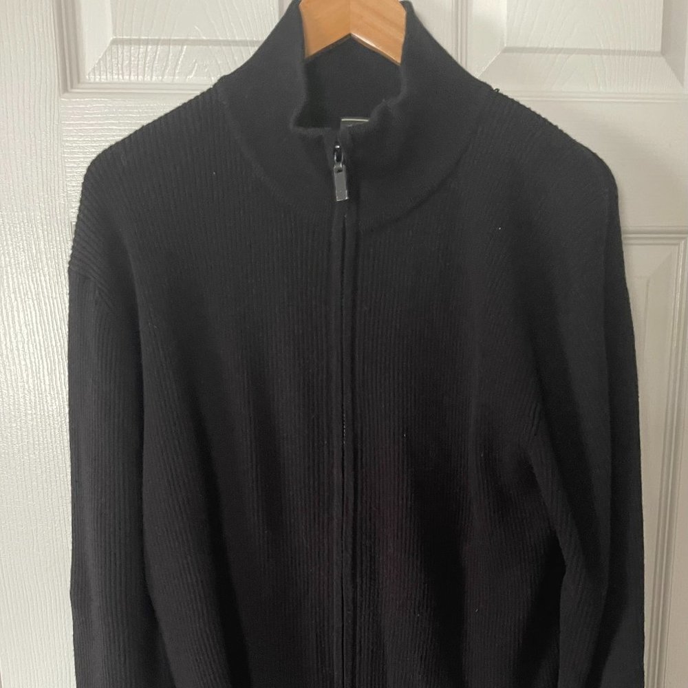 XL Black Neiman Marcus Ribbed Zip Front Sweater